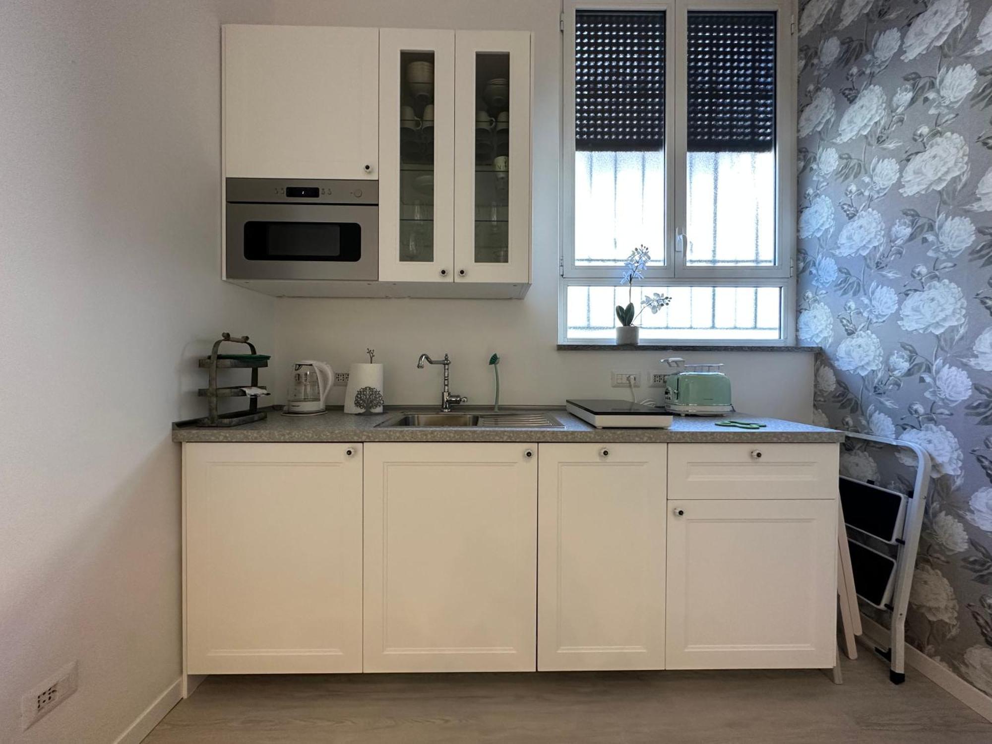 Flowers, A Cozy Suite In 밀라노 외부 사진